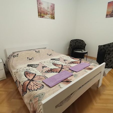 Paris Niksic Apartment Ngoại thất bức ảnh